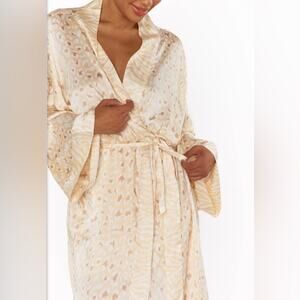 Show Me Your Mumu x Curateur The Harlow Robe, One Size, Animal Print, Neutral